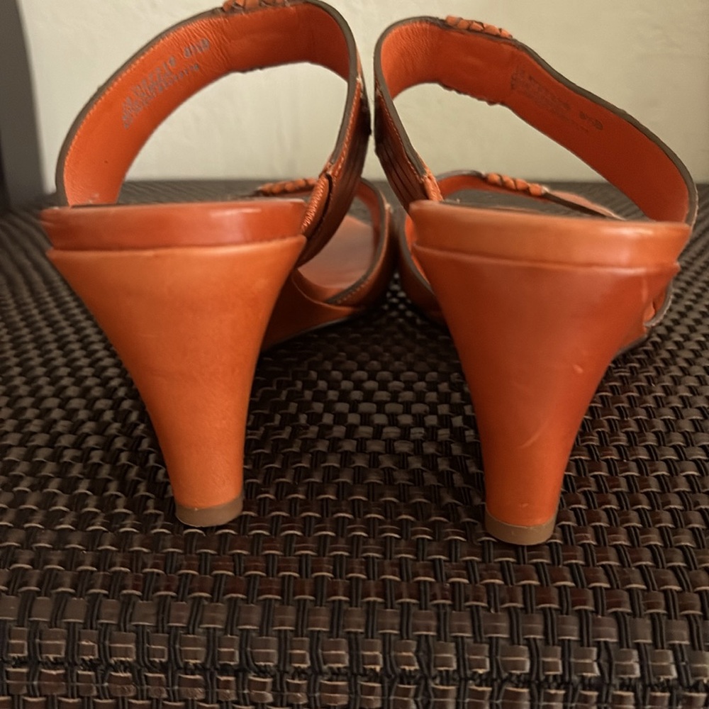 EUC Cole Haan Women's Tan Leather Sandals, Wedge, Sz 8.5 - Picture 7 of 17